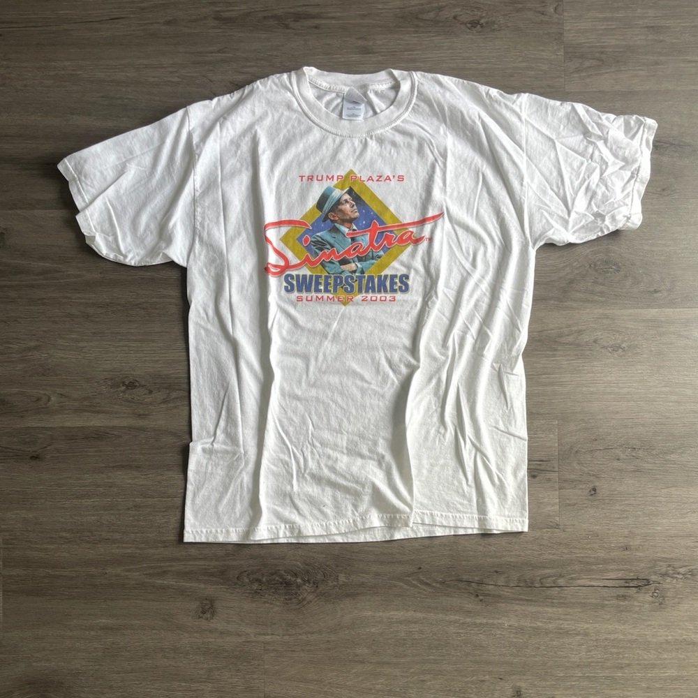 Vintage 03’s Frank Sinatra “Sweepstakes Summer” Graphic T-shirt (Sz.XL.)